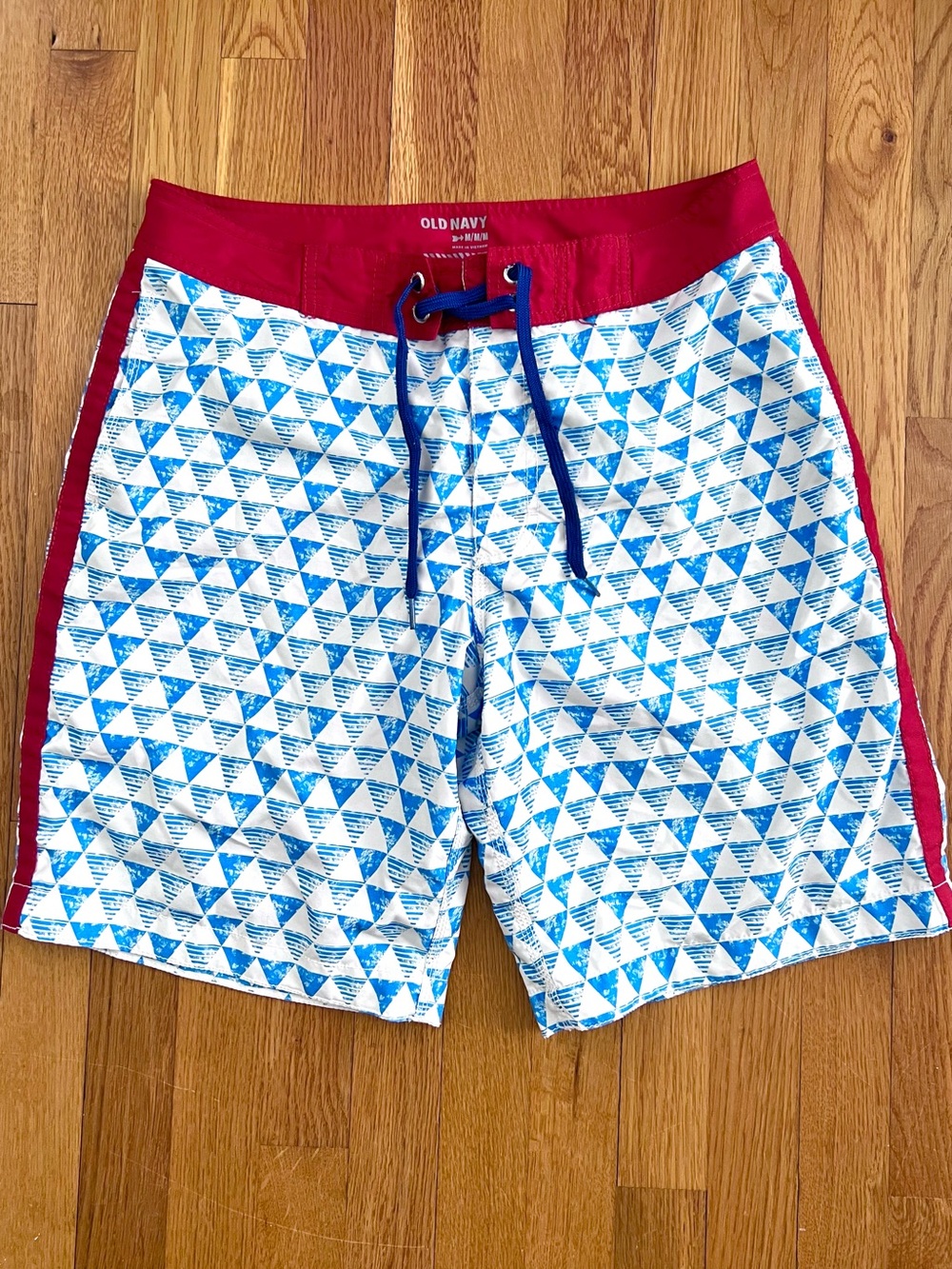 Old Navy Men’s Blue & White Geometric Board Shorts 9.5" Inseam (M)